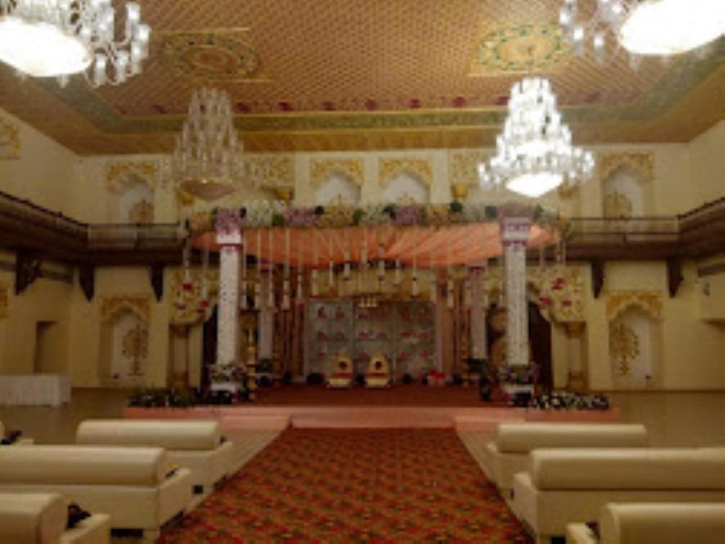 Laxminarayan Club & Resort Vadodara Exterior foto